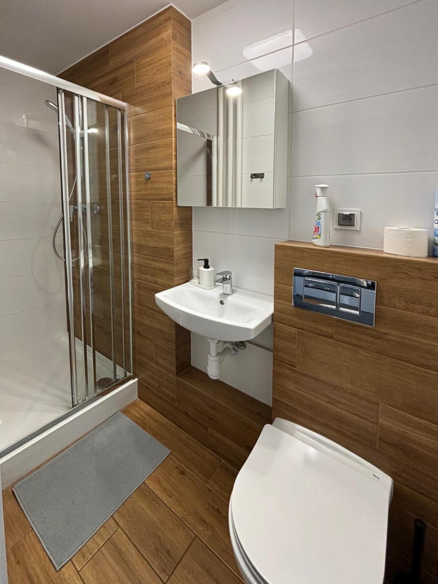 Sweet Life Apartment Next To Metro Station Varsavia Esterno foto